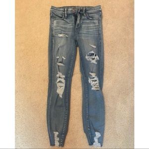 American Eagle Distressed Jeans